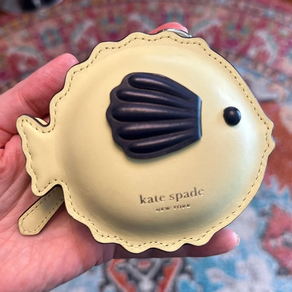 KATE SPADE FISH CHANGE PURSE KEY CHAIN TROPICAL YELLOW BLACK SILVER CUTE LNC 🐠 - Picture 3 of 10